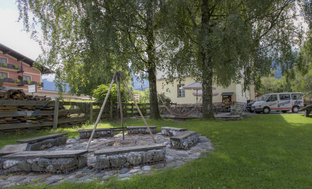 Fit Und Fun Sportherberge Kotschach-Mauthen Extérieur photo